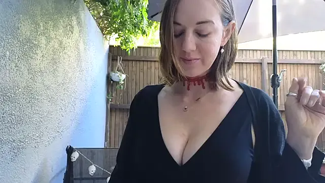 Offline TopsyWilde on StripChat