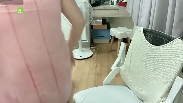 Offline tw_yaya on StripChat