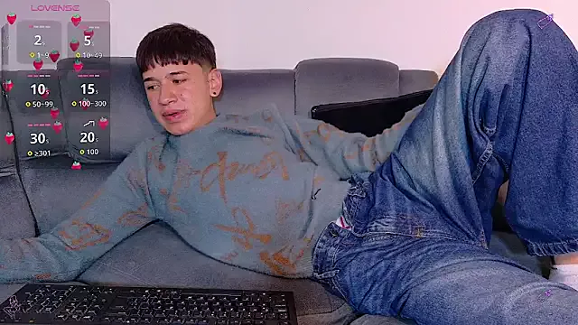 Freechat Twink_daren on StripChat