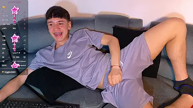 Twink_daren —  naked 