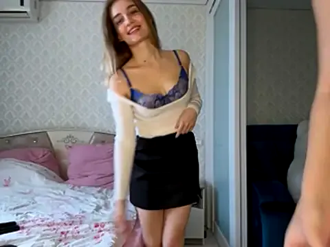 Offline twoflowersshy on StripChat