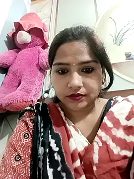 Offline urvashi01224 on StripChat