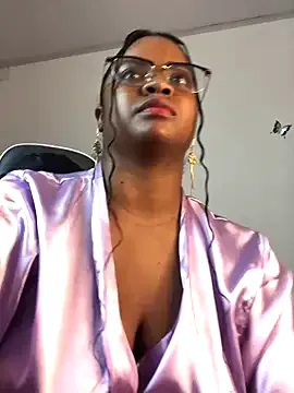 Offline ValerieBlakee on StripChat