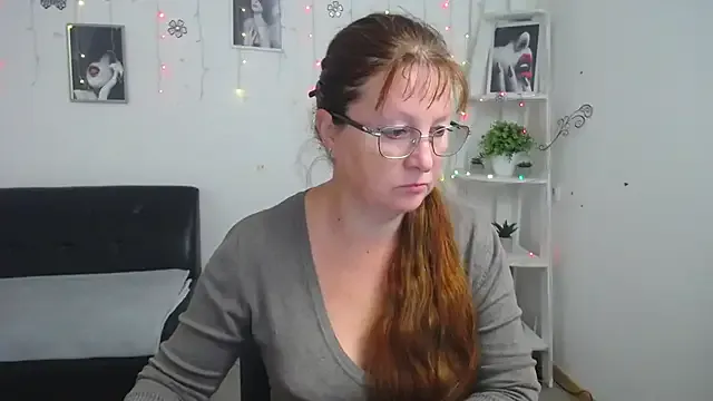 Freechat VanessaHotts on StripChat