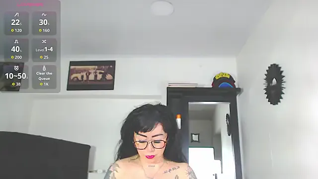 Freechat Vicky_hotmilf on StripChat