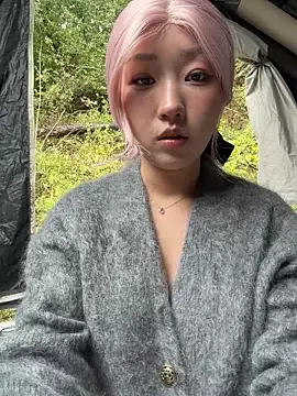 Offline winter11 on StripChat