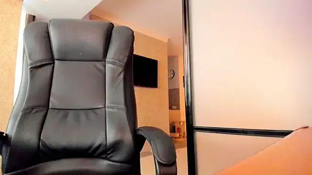 Offline Wizardkis on StripChat