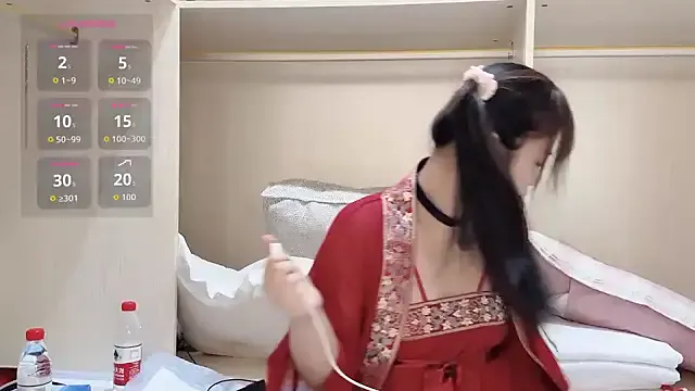 yueyue2003 on StripChat