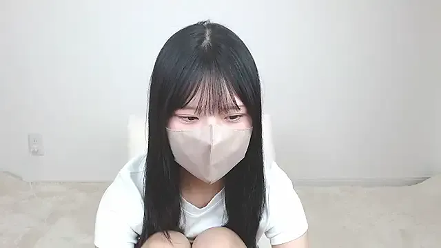 Offline yuna_rin on StripChat