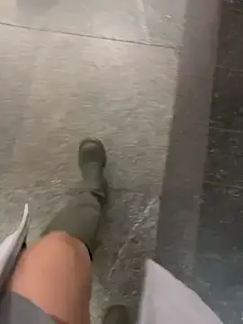 Offline ZhenjaPoledance on StripChat