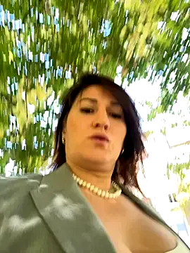 Offline ZhenjaPoledance on StripChat