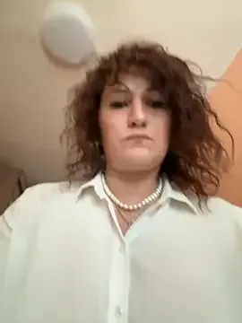 Offline ZhenjaPoledance on StripChat